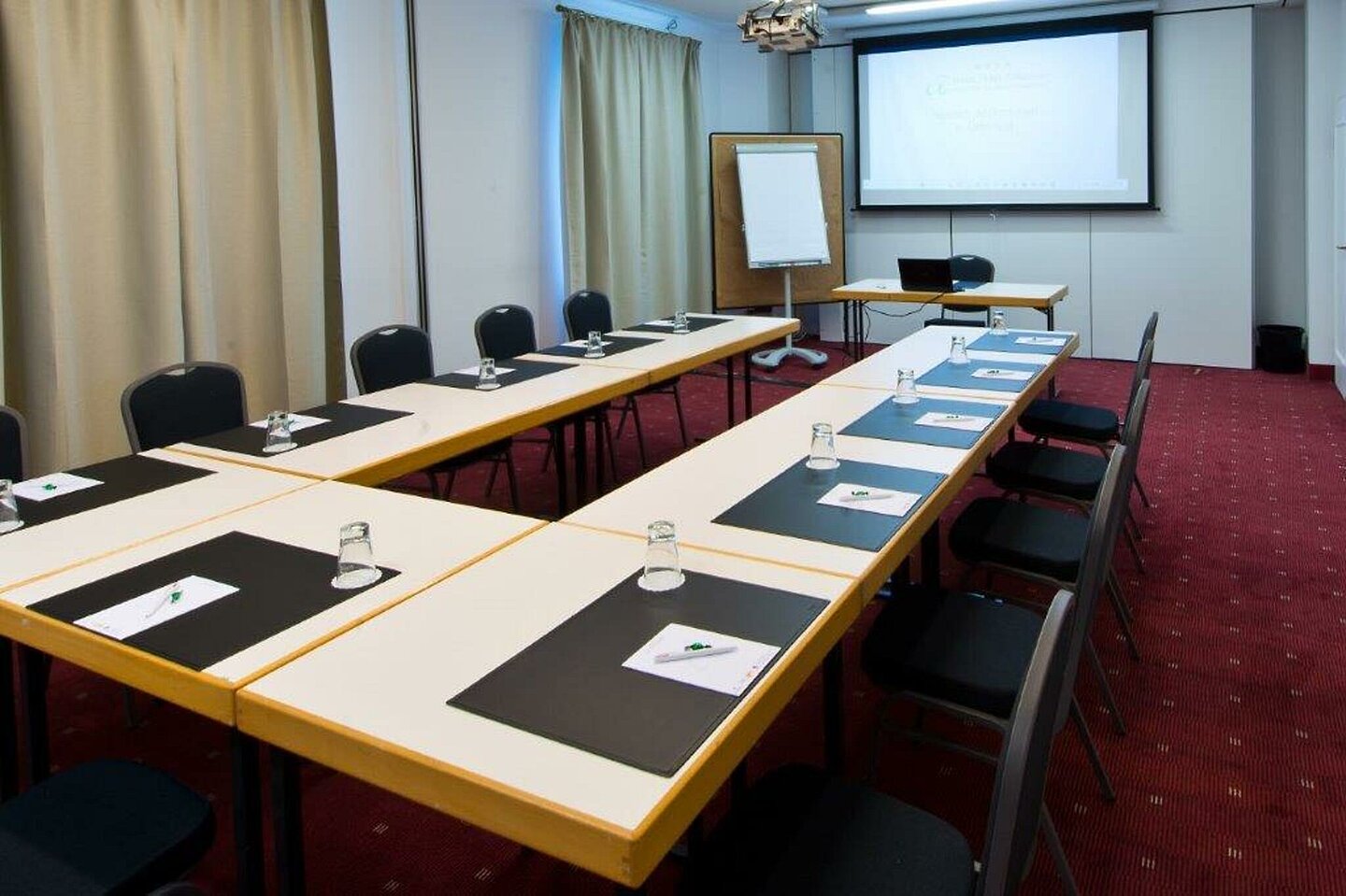 Atrium Hotel Amadeus