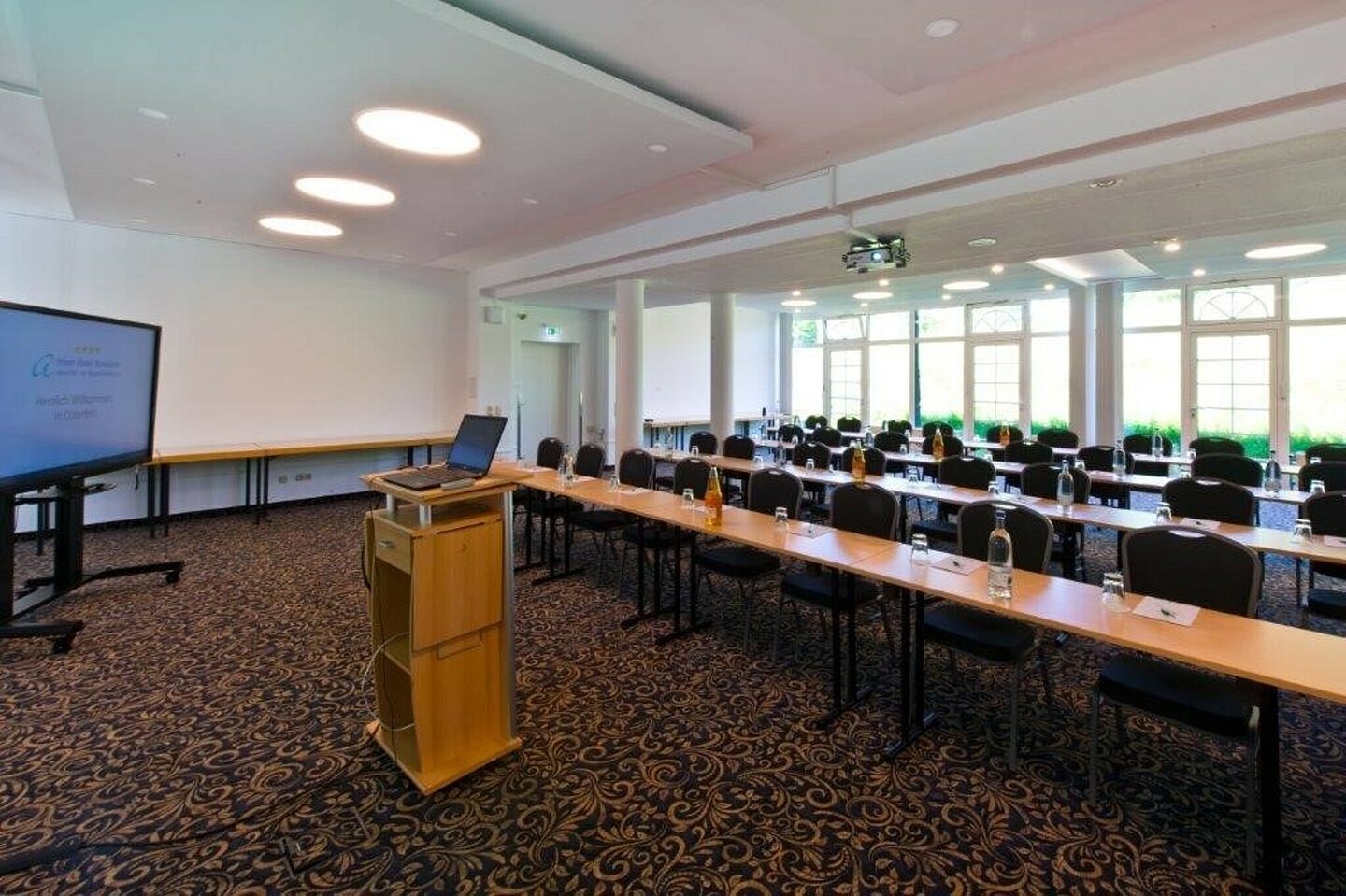 Atrium Hotel Amadeus