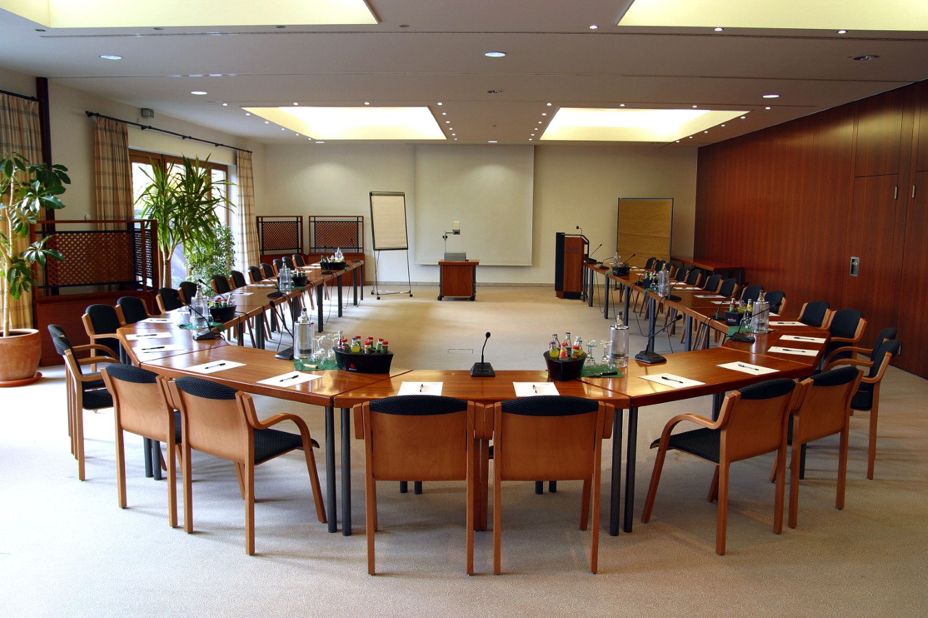 Maifeld Sport- und Tagungshotel