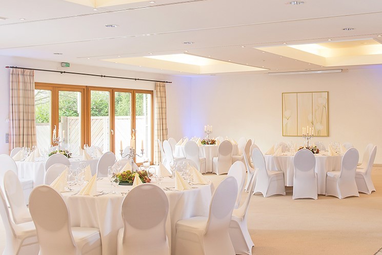 Maifeld Sport- und Tagungshotel